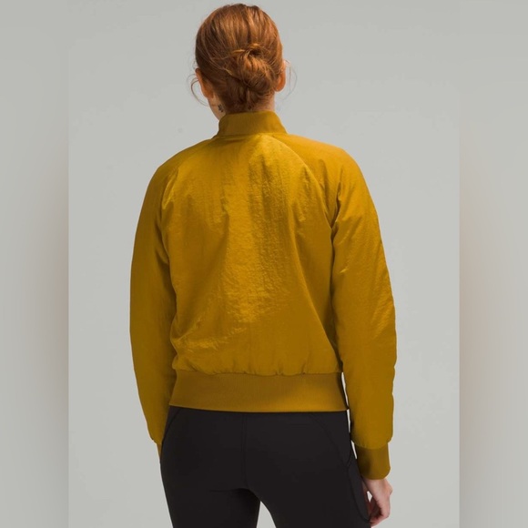 LULULEMON Nonstop Bomber Jacket Reversible in Gold Spice Size 4 - Picture 5 of 14
